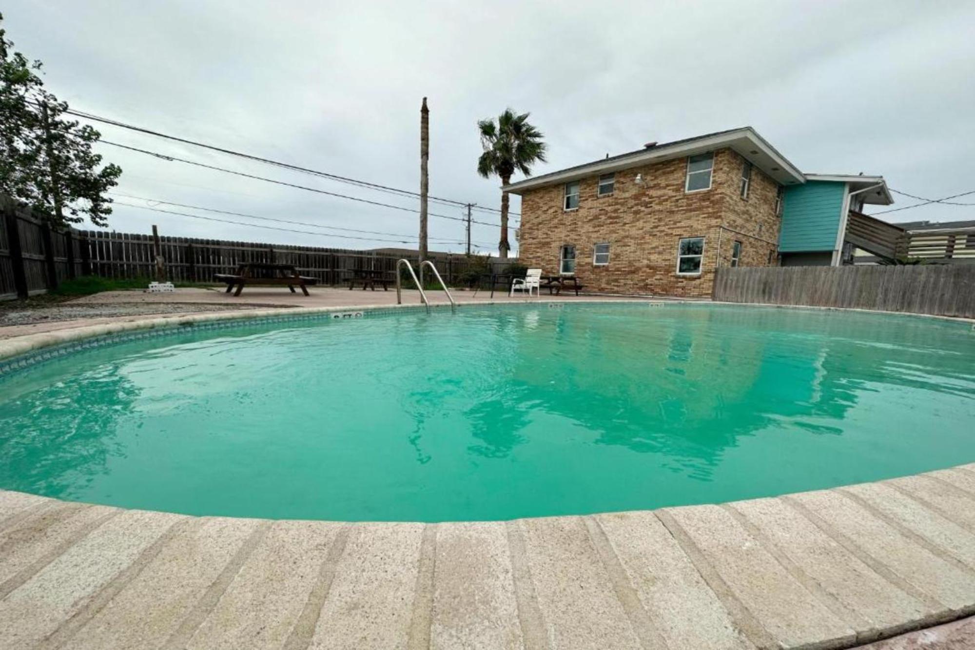 Village Inn Motel Rockport Near Aransas Bay Exterior photo